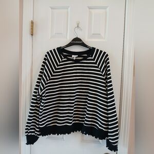The Get Women's Black and White Striped Sweatshirt With Long Sleeves Size XL